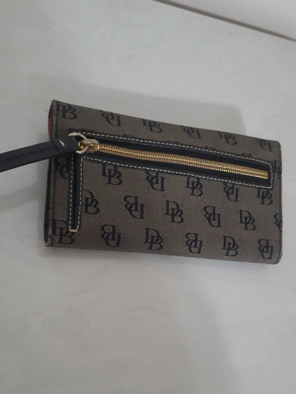Dooney & Bourke Continental Clutch Wallet Black Looking For A New Owner.